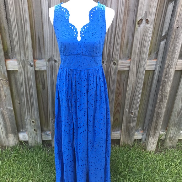 Lulu’s Maxi Blue Dress - Picture 2 of 9